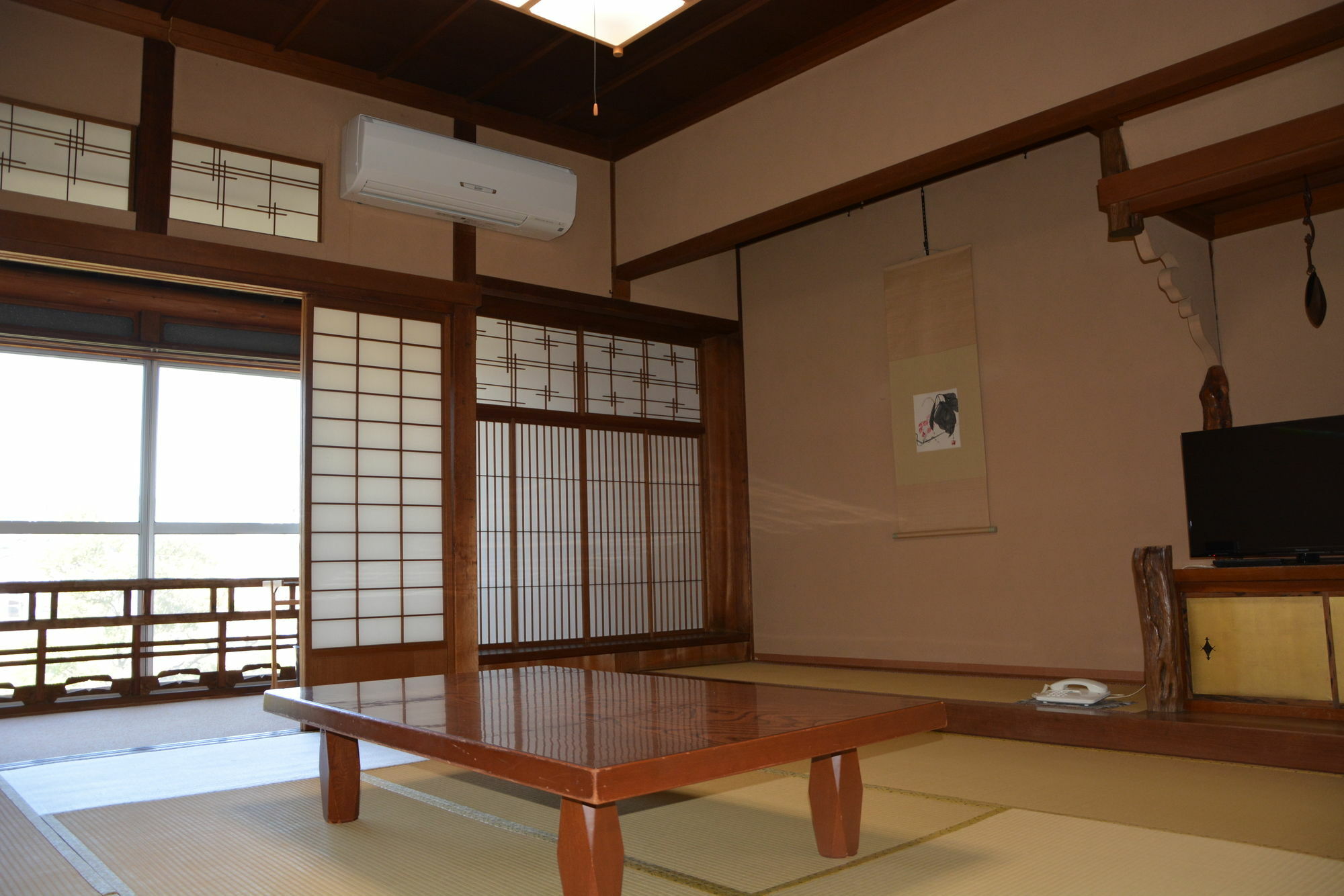 Katsuzakikan Tsubata Esterno foto